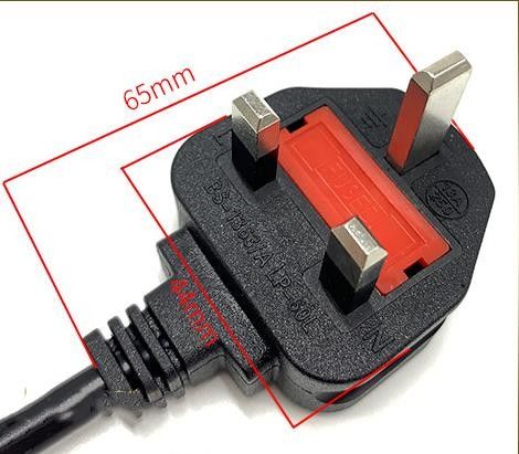 IEC UK AC أسلاك الكهرباء 1.5M 3 Prong Plug Mains Lead Cable 5Ft