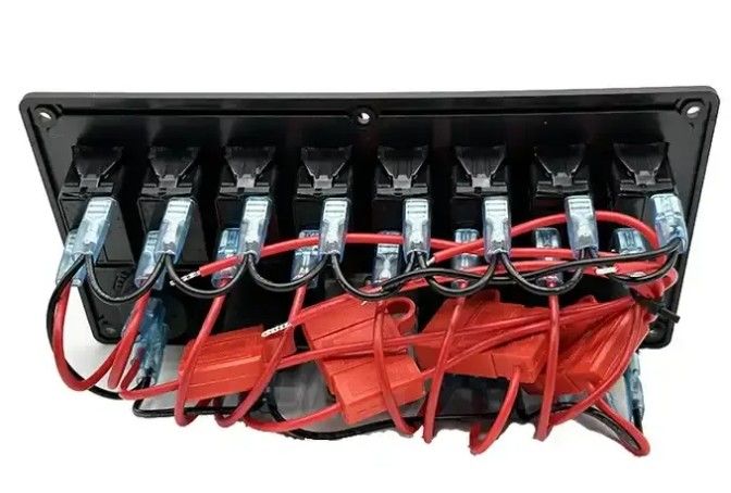 12V 8 Way Gang Rocker Switch Panel مع W / 50A مضاعفات أندرسون مزدوجة
