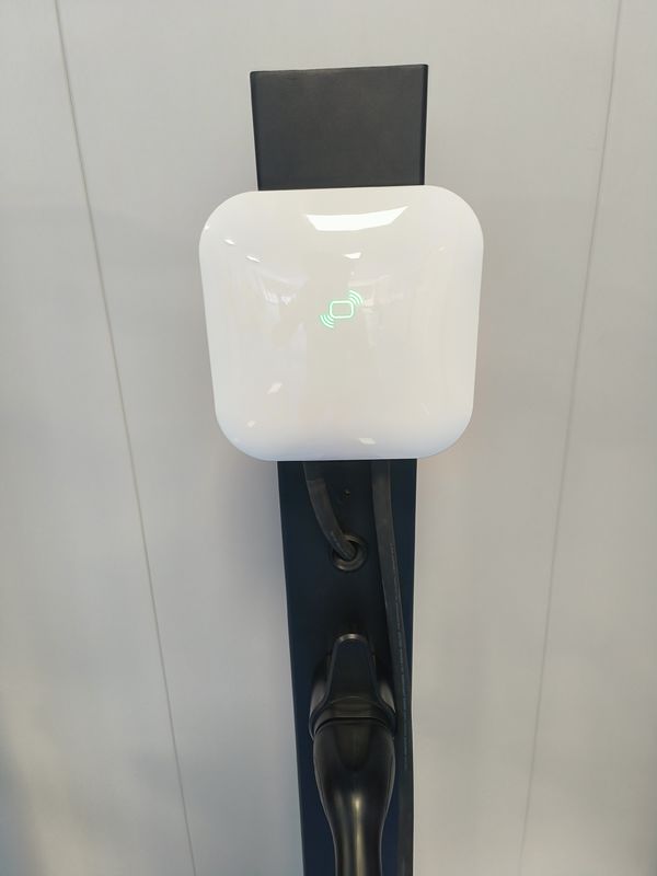 GBT Wallbox Ac شاحن السيارات الكهربائية Ev شاحن النوع النقي2 3 مرحلة 11kw لـ Tesla